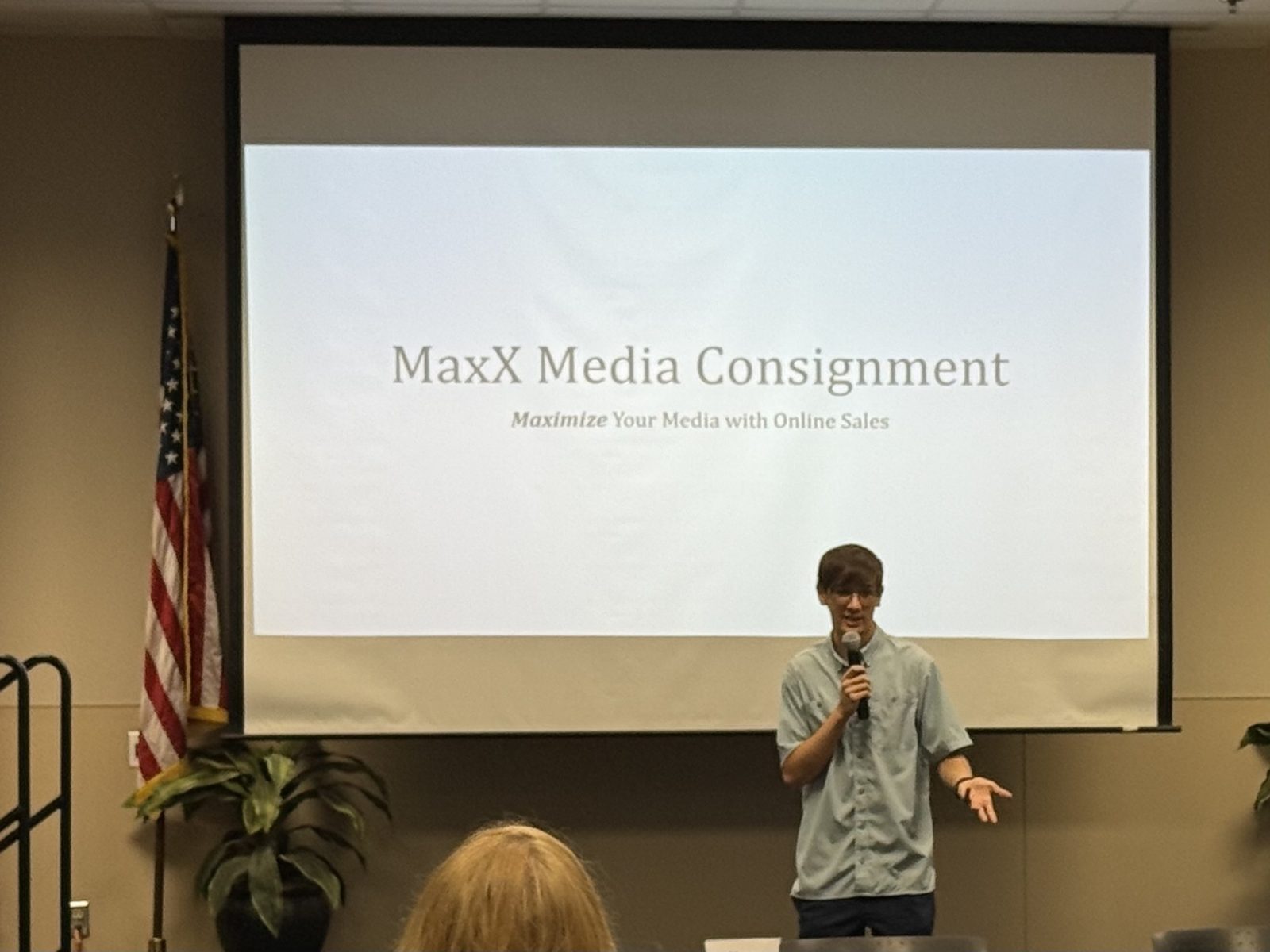 Max presenting the MaxX Media Consignment program to a library audience.